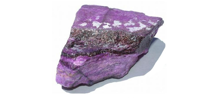 Сугилит: Значение и магические свойства камня